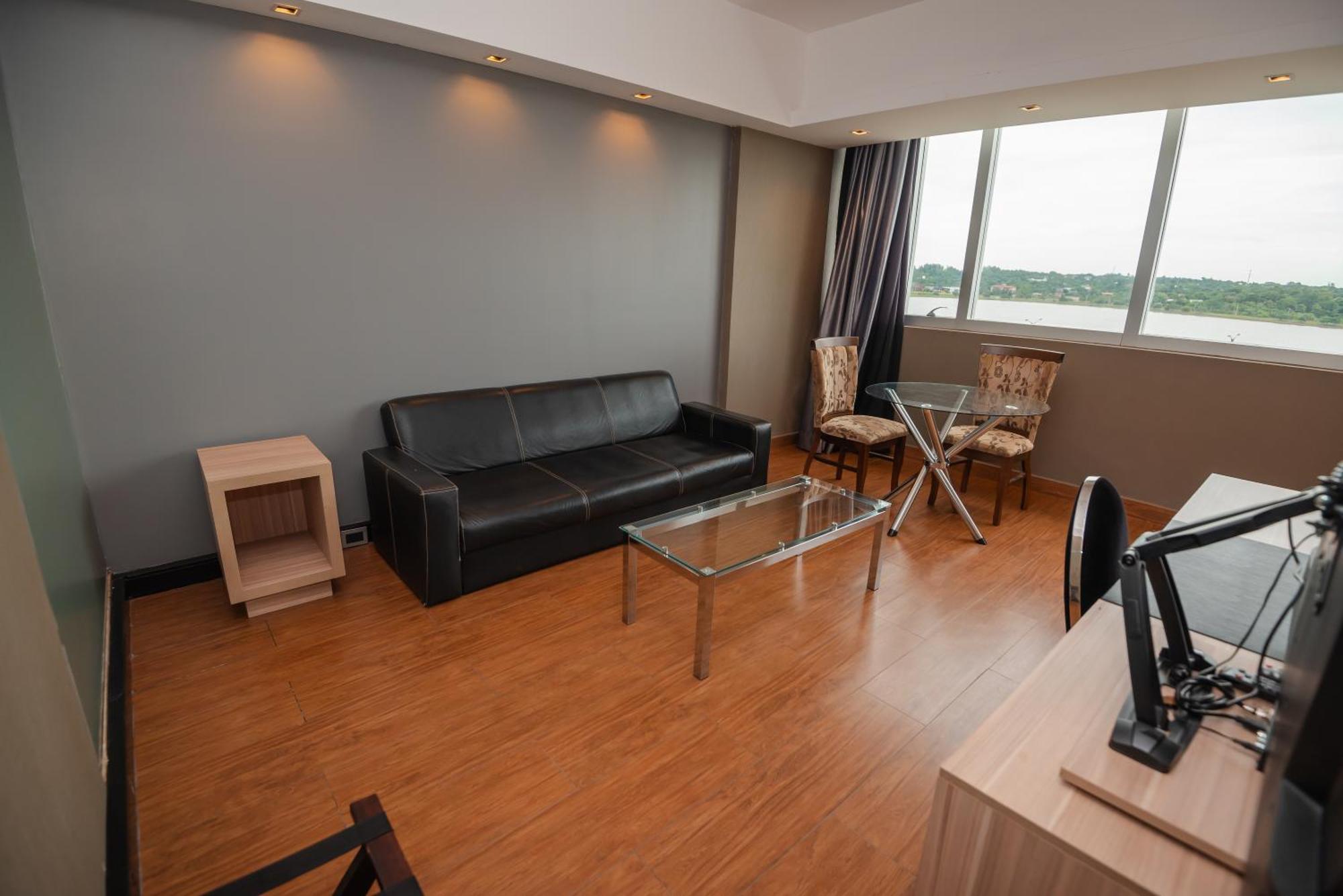 Savoy Hotel Encarnacion Luaran gambar