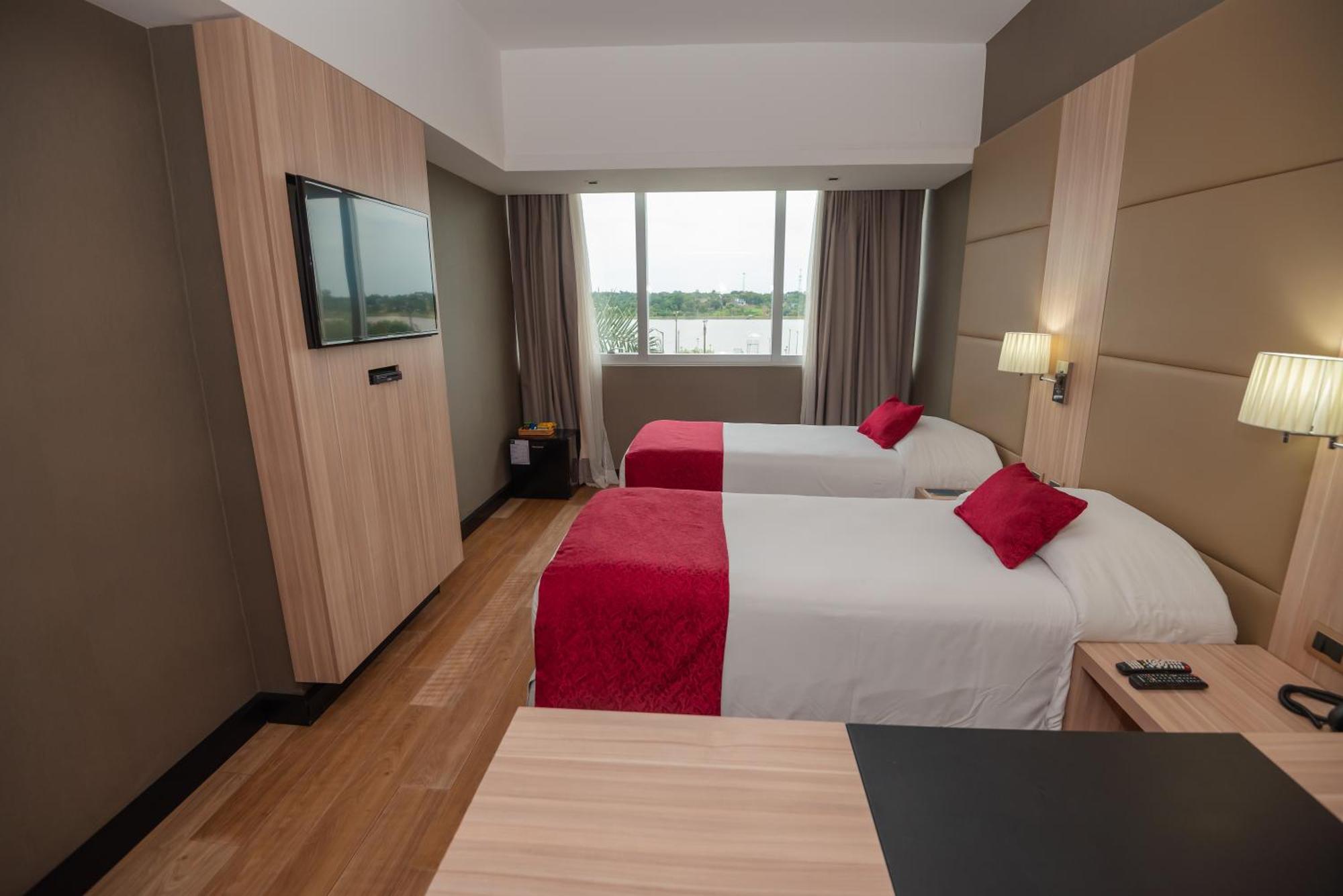 Savoy Hotel Encarnacion Luaran gambar